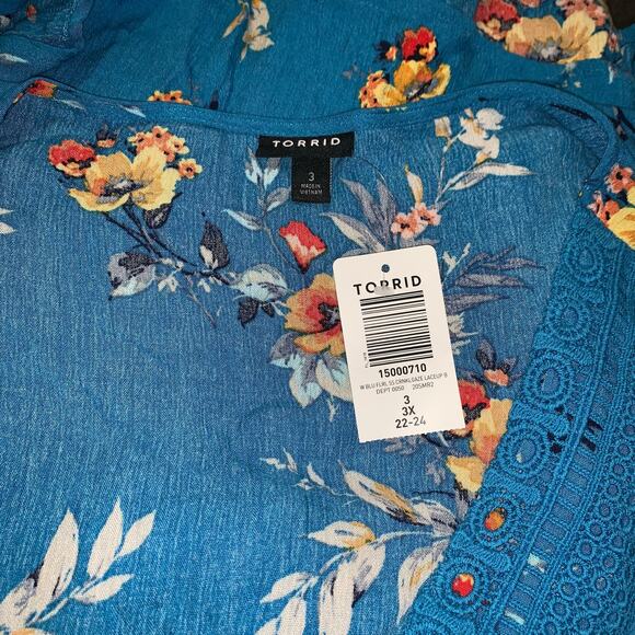 Torrid Babydoll Crinkle Gauze Crochet Inset Lace-Up Top NWT - Picture 8 of 8